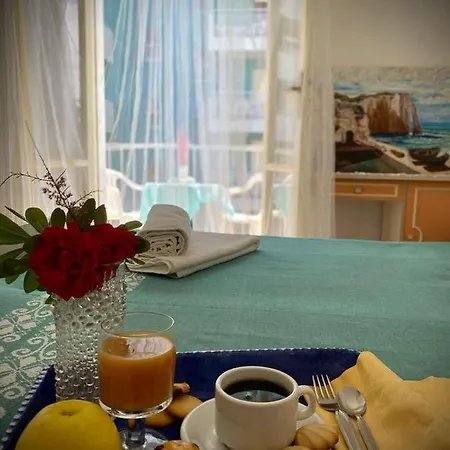 Room In Bb - Hotel Villa Alexandra - Beautiful And Welcoming Double Room Affittacamere